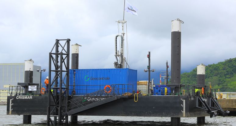 jacking barge Crismar