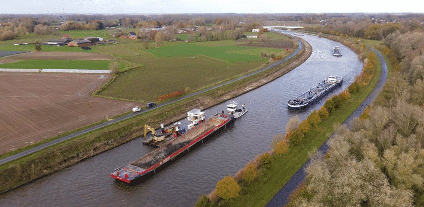 Dredging equipment modular pontoons and hopper barges
