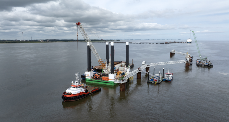 Jack-up Boyne Baars Sliedrecht Jack-up Boyne Baars Sliedrecht