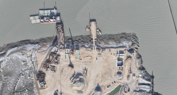 Baars supports new Silk Road with winch modular pontoons in Basra, Iraq ...
