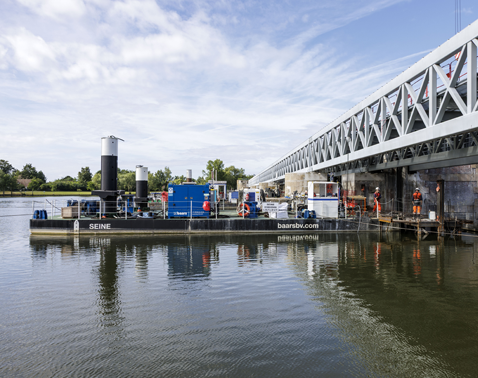 Service pontoon Baars