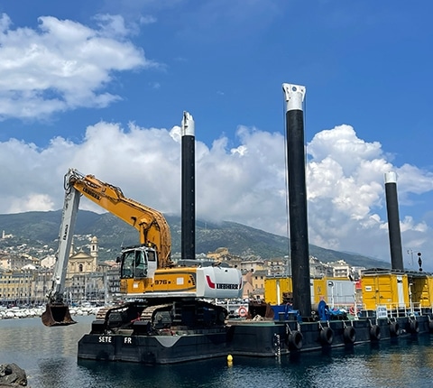 Backhoe modular 8' pontoon custom made 480x583