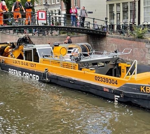 Beens-dredging-diepladerponton-480x583