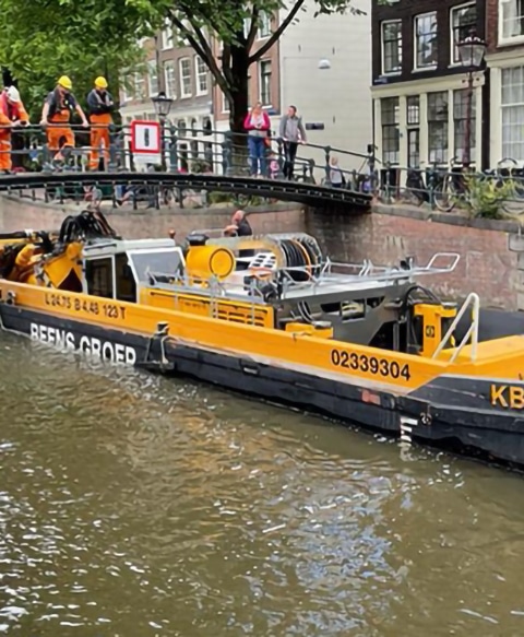 Beens-dredging-diepladerponton-480x583