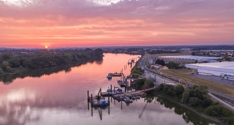 Love to work in the marine construction Marine construction Baars Sliedrecht