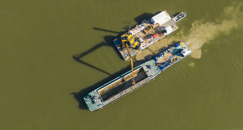 Split hopper barges modular pontoons Baars Duis France (11) blog split hopper barge and modular pontoons Baars