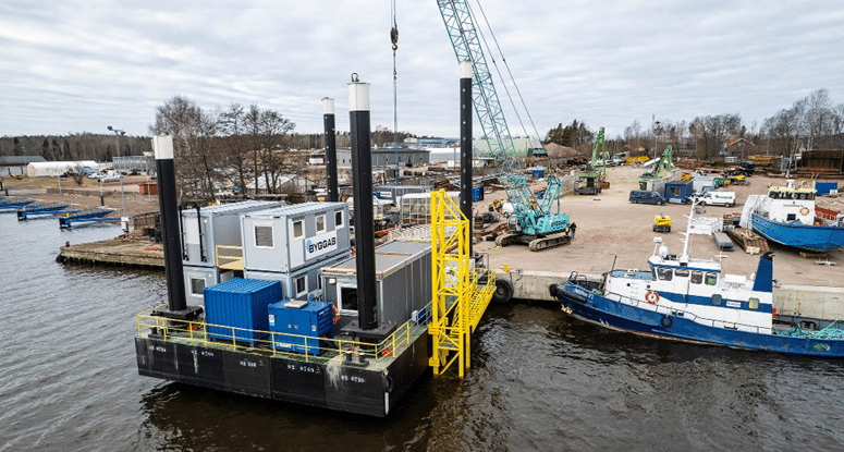 Jackup including boat landing - Baars modular jackup 775x415 (5) Jack-up modular Baars including boatlanding geotechnical work
